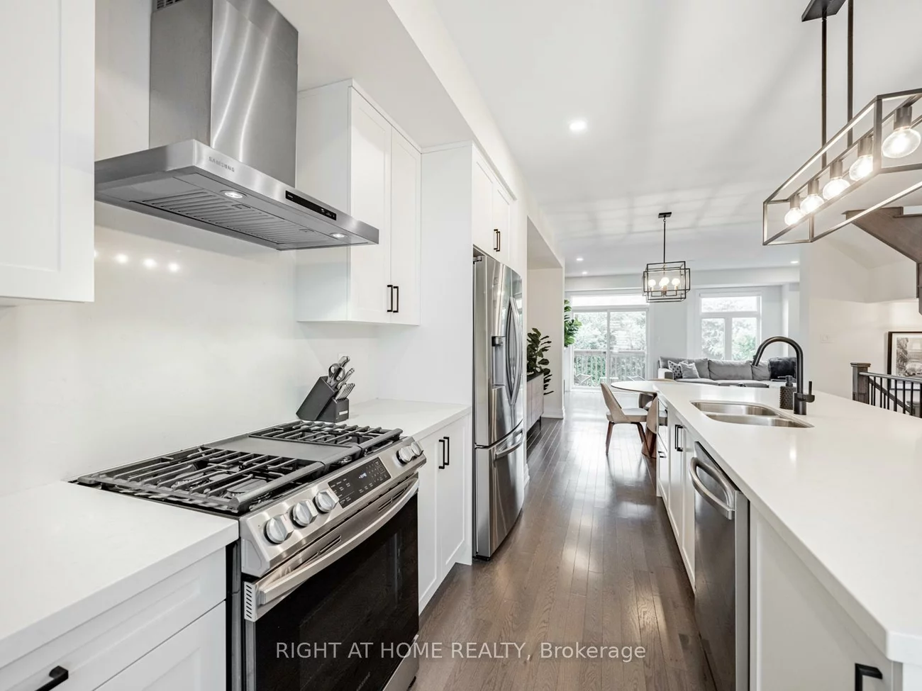 1800, Mitoff, Rathwood, Mississauga
