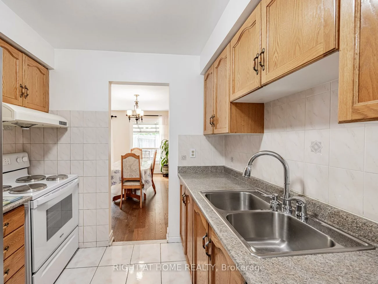 121, Ashridge, Rathwood, Mississauga