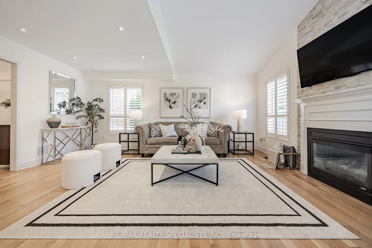 6427, Hampden Woods, Lisgar, Mississauga