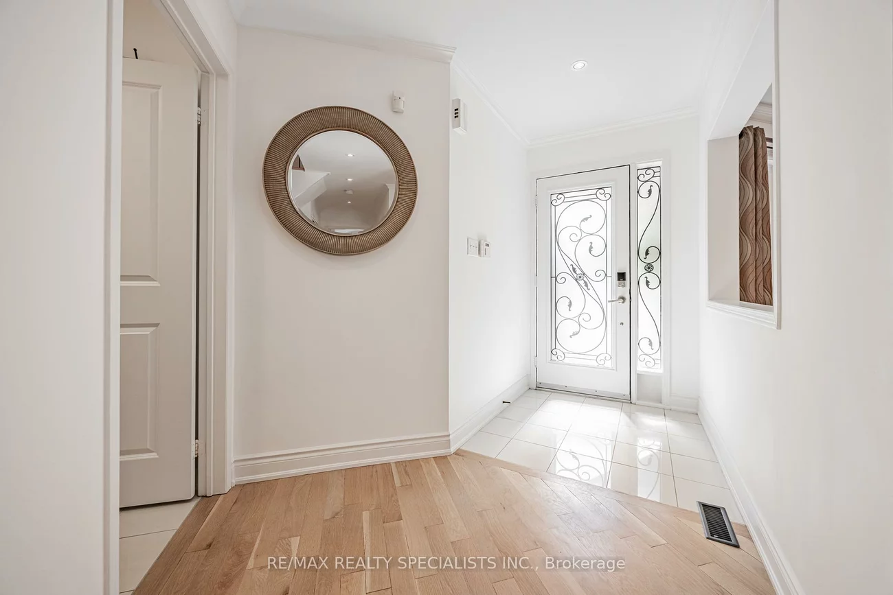 6427, Hampden Woods, Lisgar, Mississauga