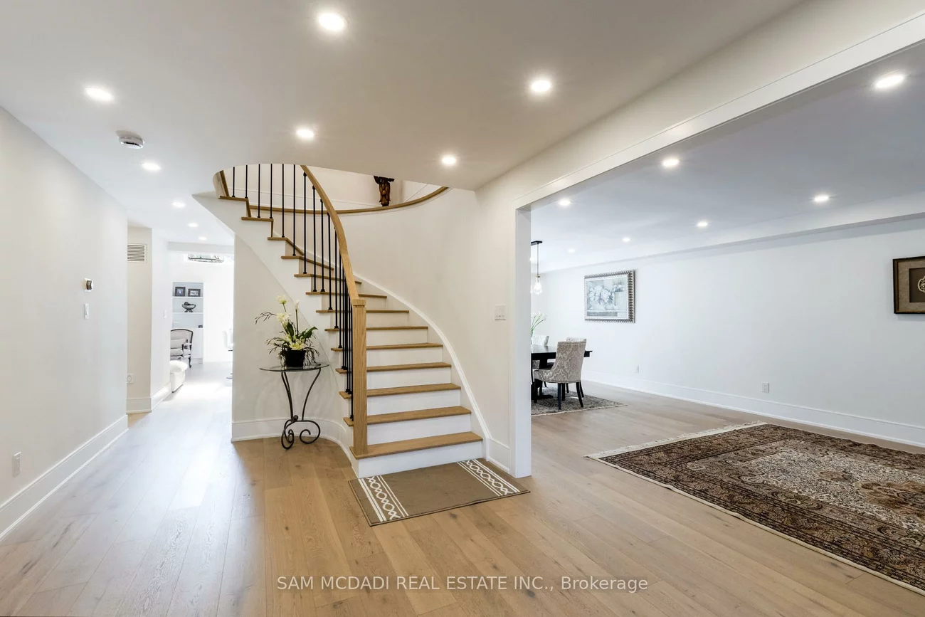 1882, Sherwood Forrest, Sheridan, Mississauga