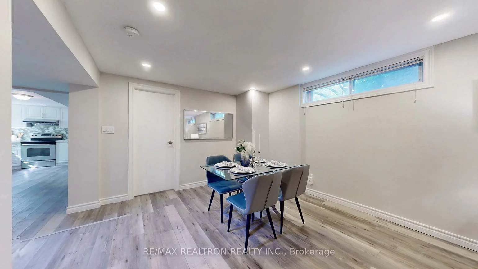 1599, Lewisham, Clarkson, Mississauga