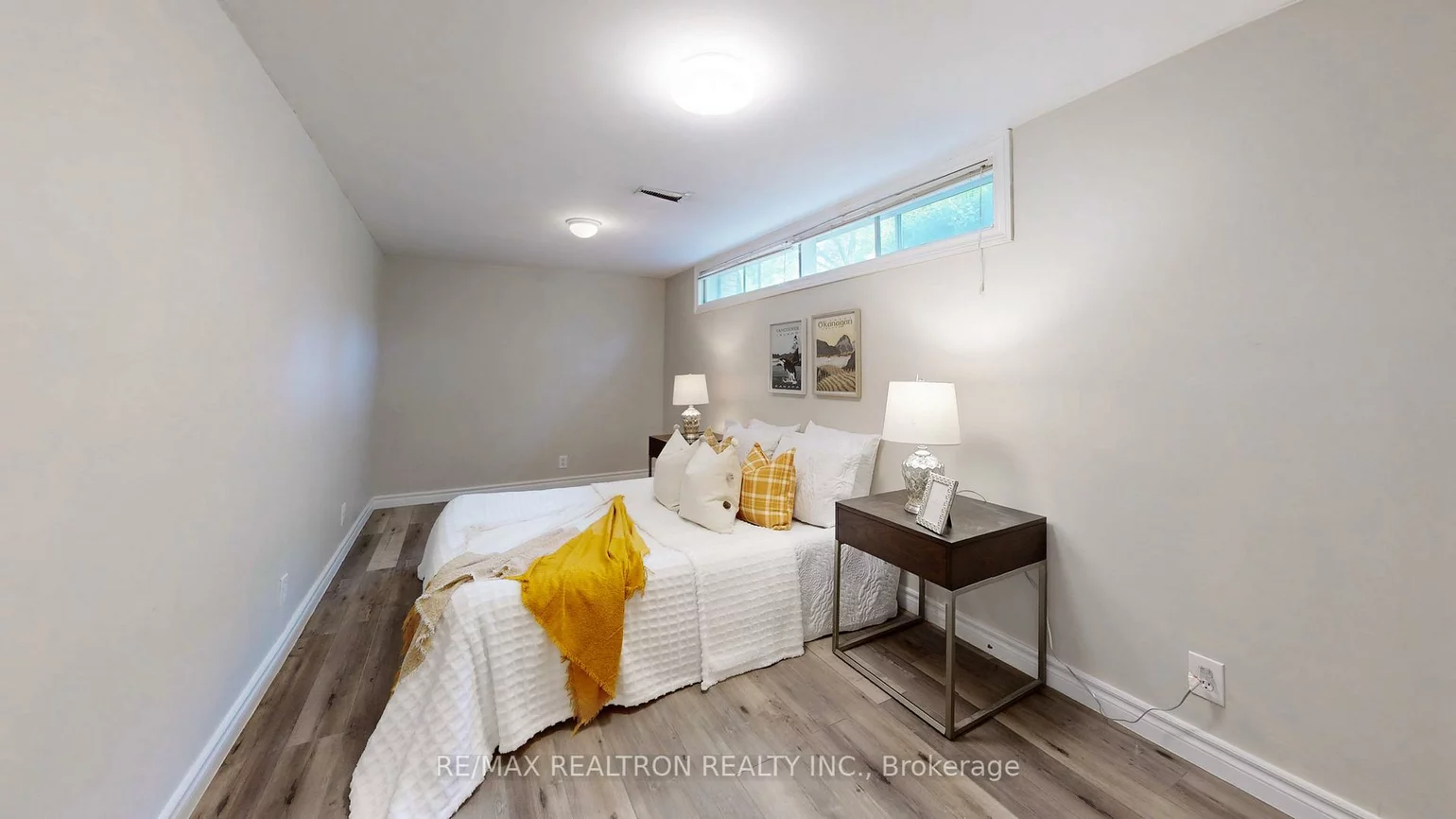 1599, Lewisham, Clarkson, Mississauga