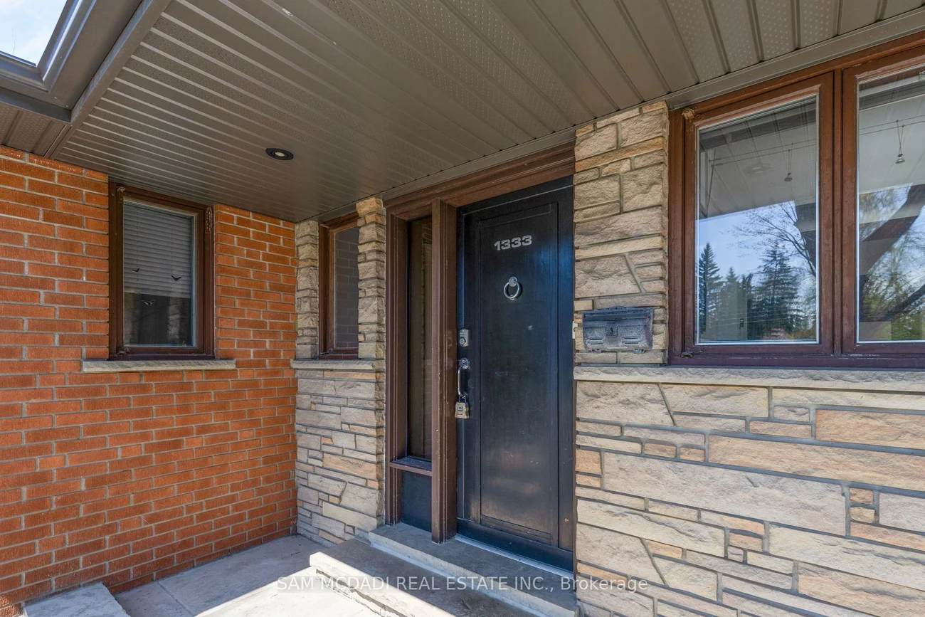 1333, Wateska, Lorne Park, Mississauga