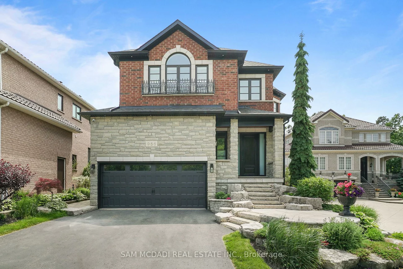 956, Sombrero, Meadowvale Village, Mississauga