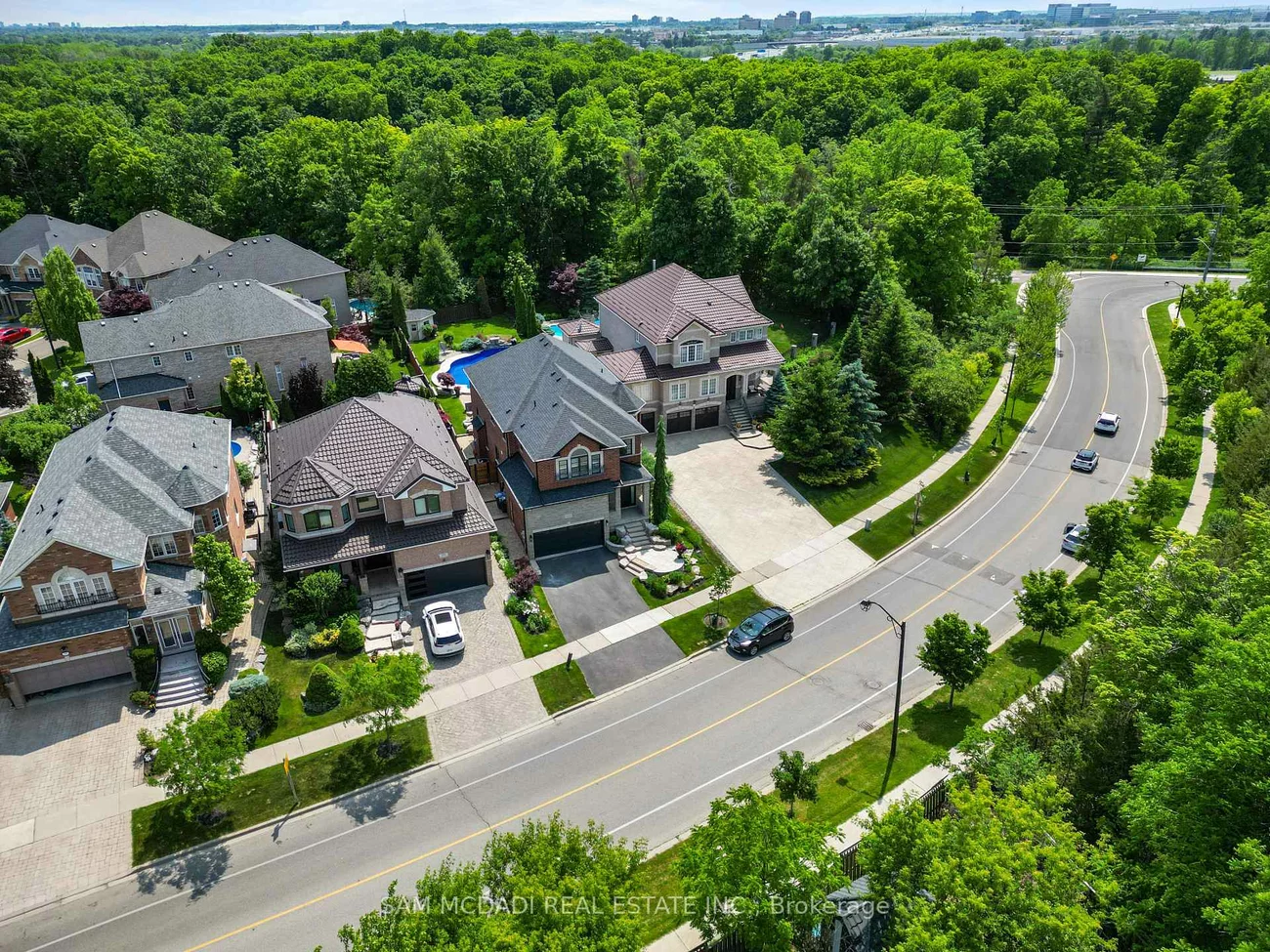 956, Sombrero, Meadowvale Village, Mississauga