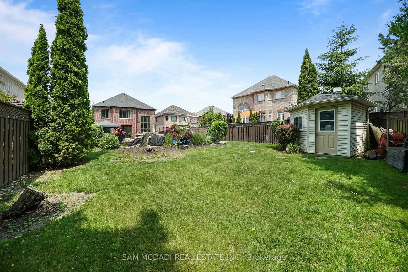 956, Sombrero, Meadowvale Village, Mississauga