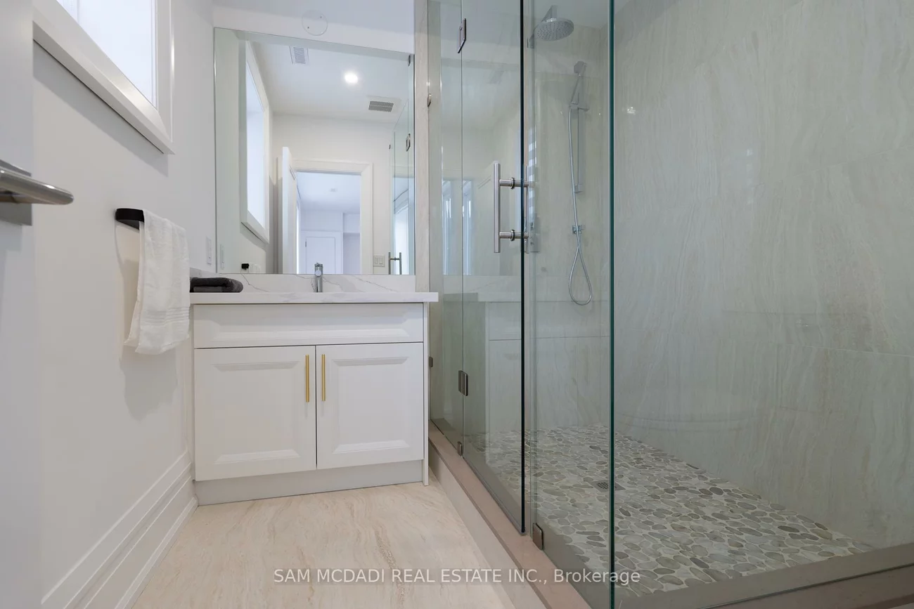 2554, Liruma, Sheridan, Mississauga