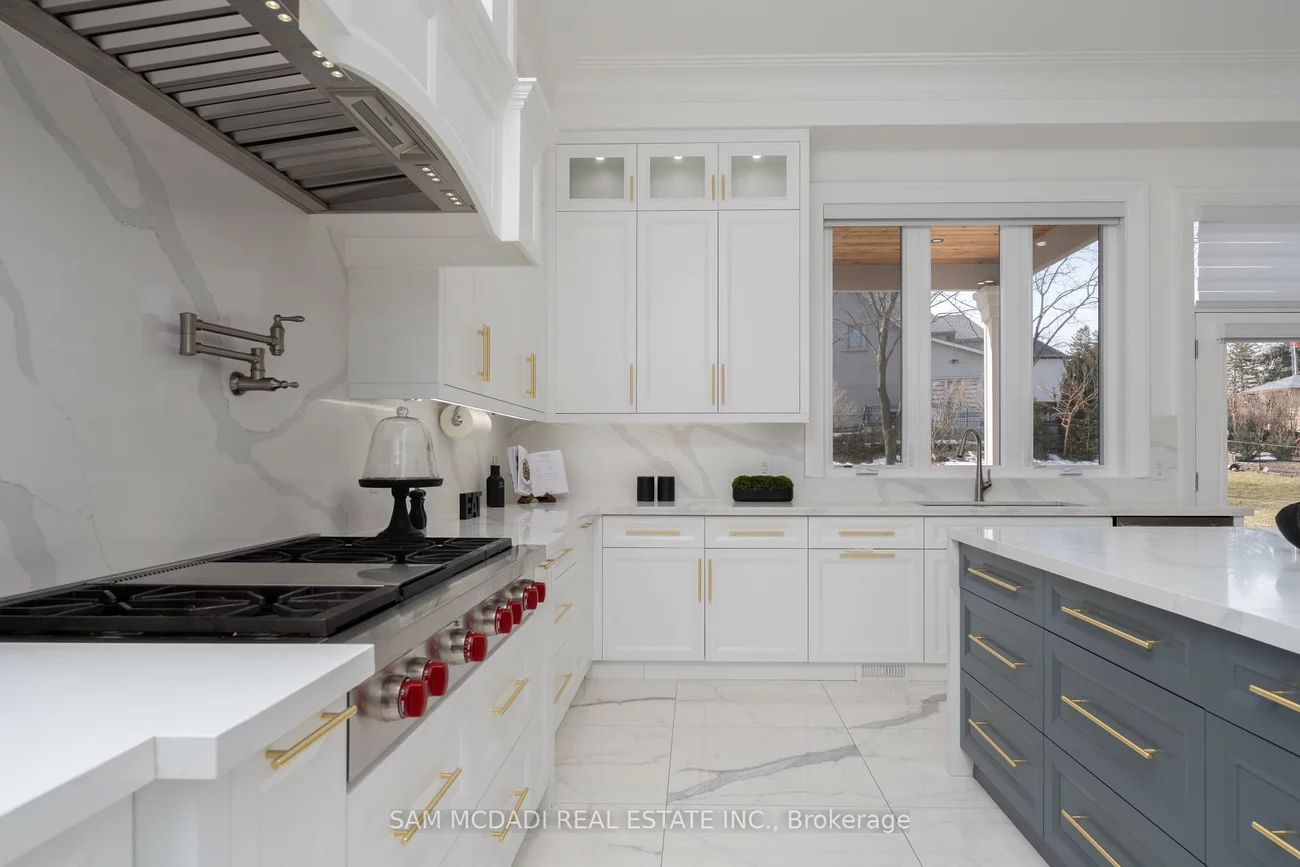 2554, Liruma, Sheridan, Mississauga