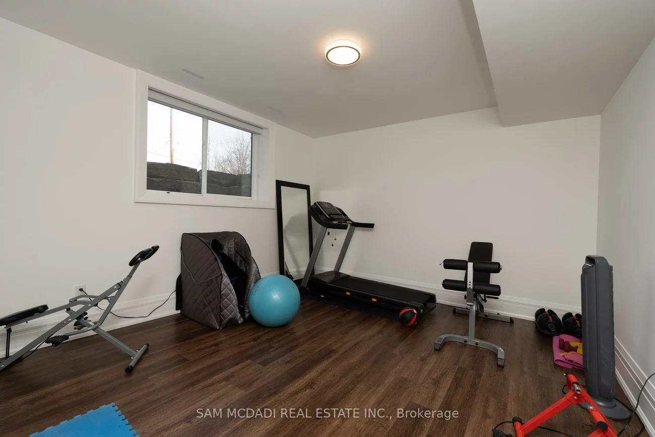 2554, Liruma, Sheridan, Mississauga