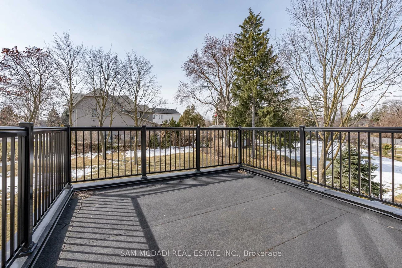2554, Liruma, Sheridan, Mississauga