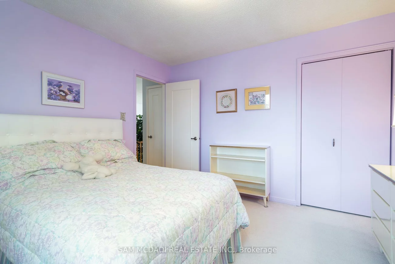 2529, Claymore, Erindale, Mississauga