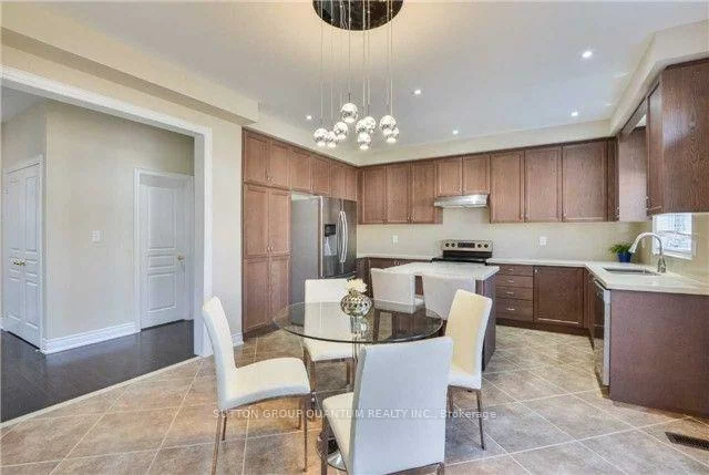 5497, Oscar Peterson, Churchill Meadows, Mississauga