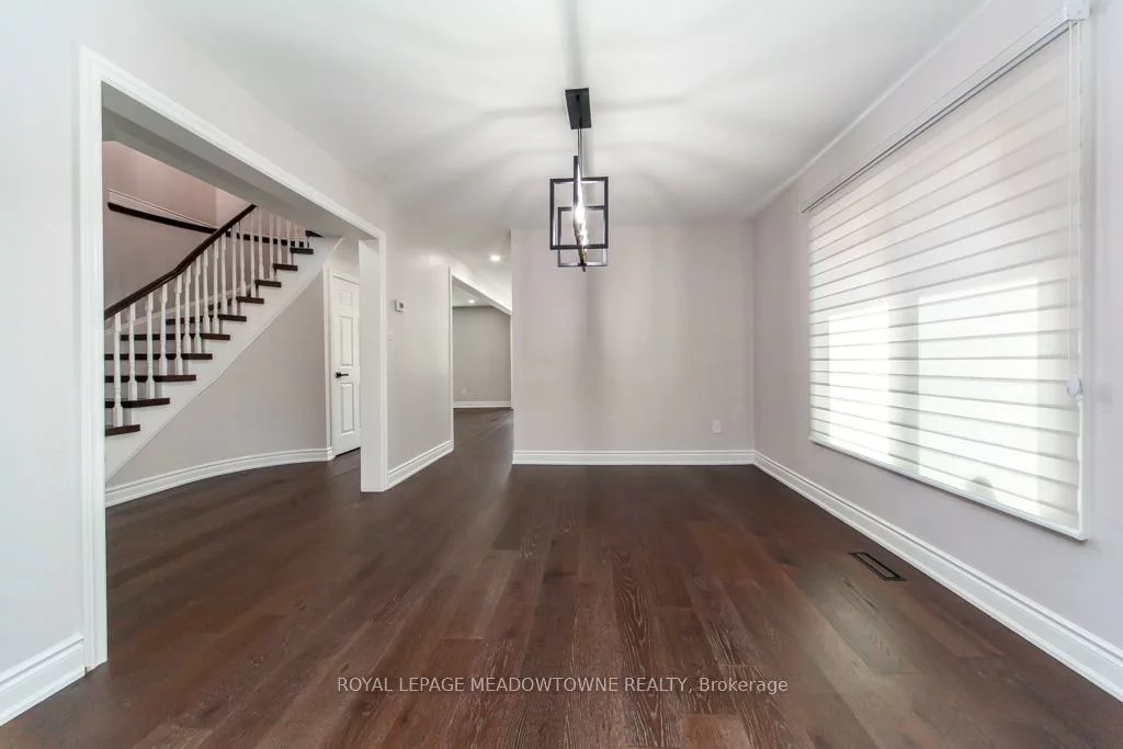 328, Bristol, Hurontario, Mississauga