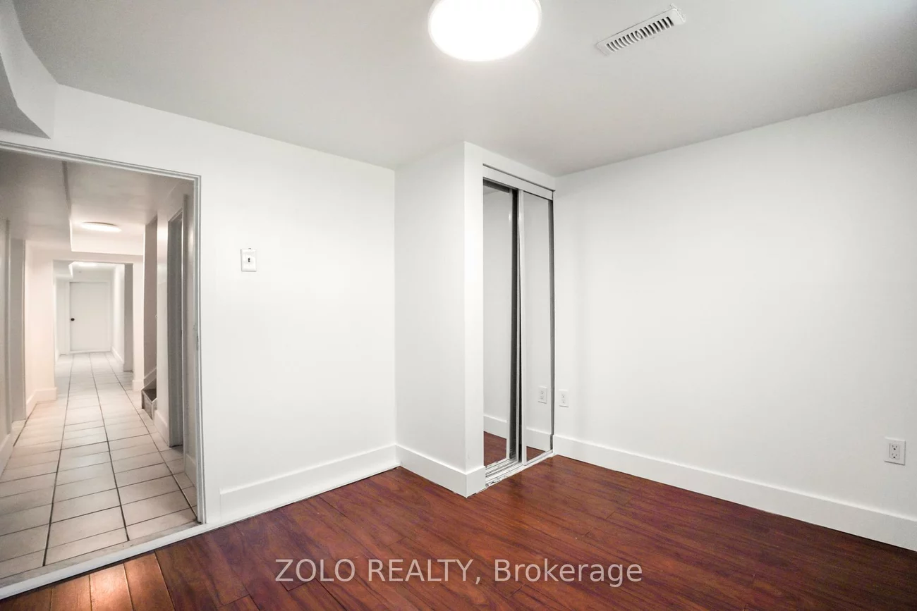 19, Scarboro, Malton, Mississauga