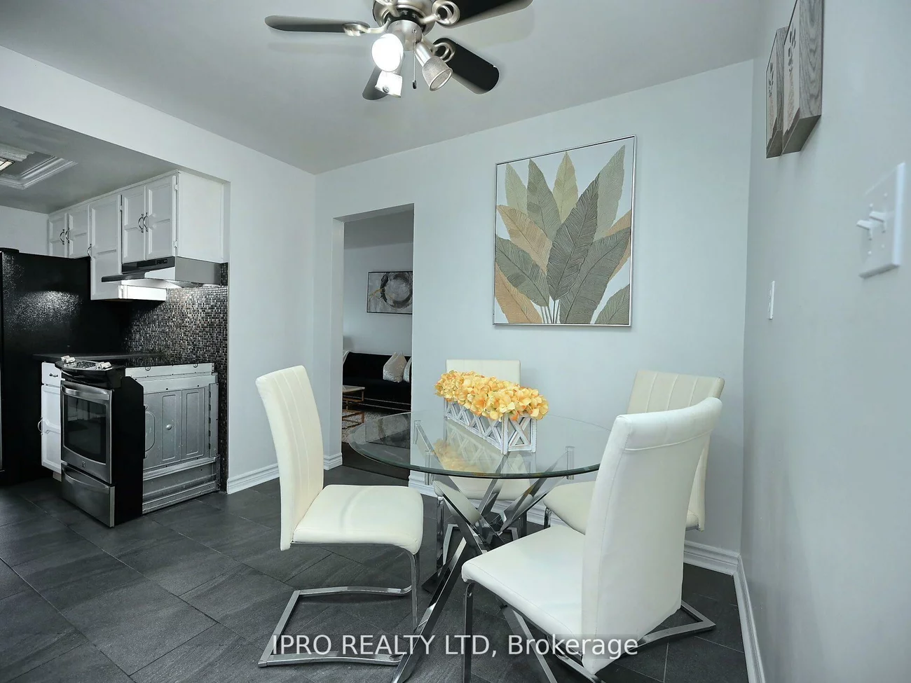 7646, Priory, Malton, Mississauga