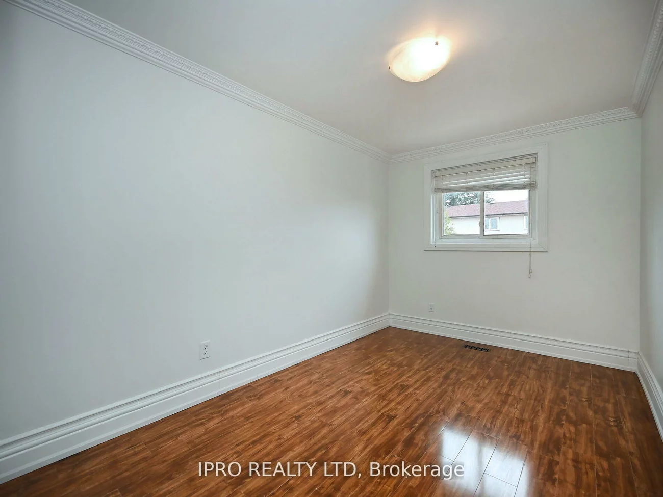 7646, Priory, Malton, Mississauga