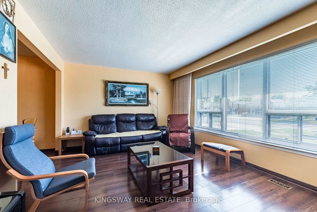 3181, Morning Star, Malton, Mississauga