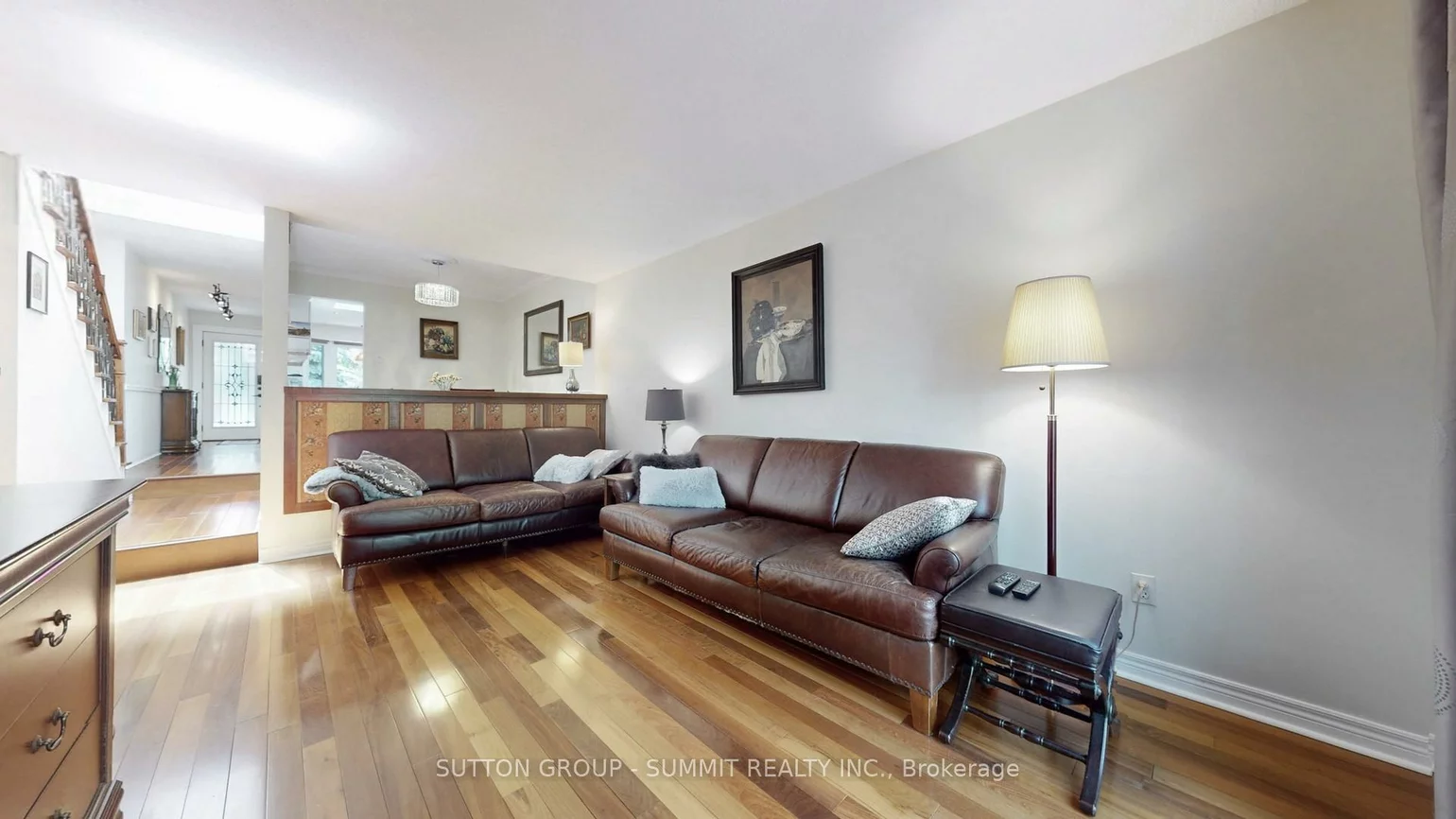 4211, Stonemason, Erin Mills, Mississauga