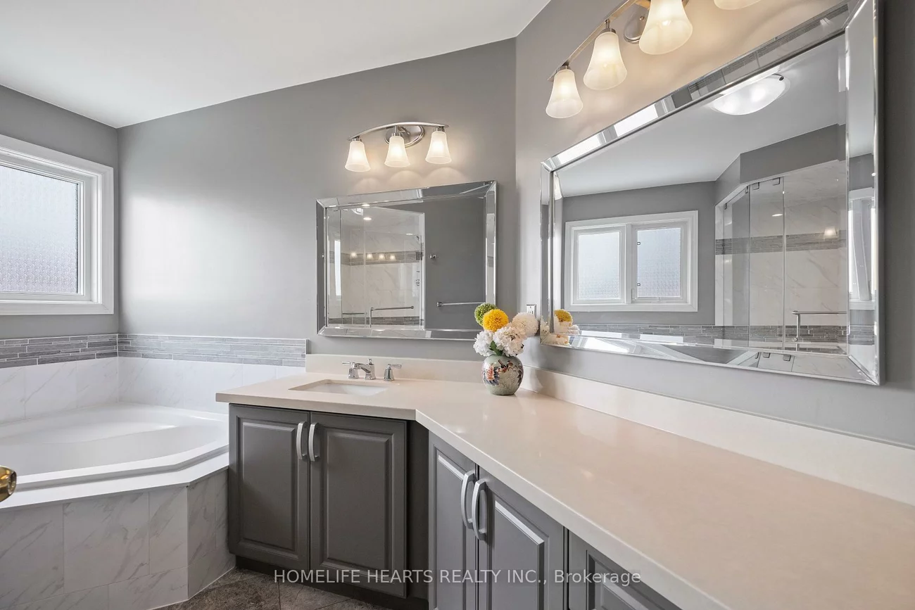 3213, Escada, Churchill Meadows, Mississauga