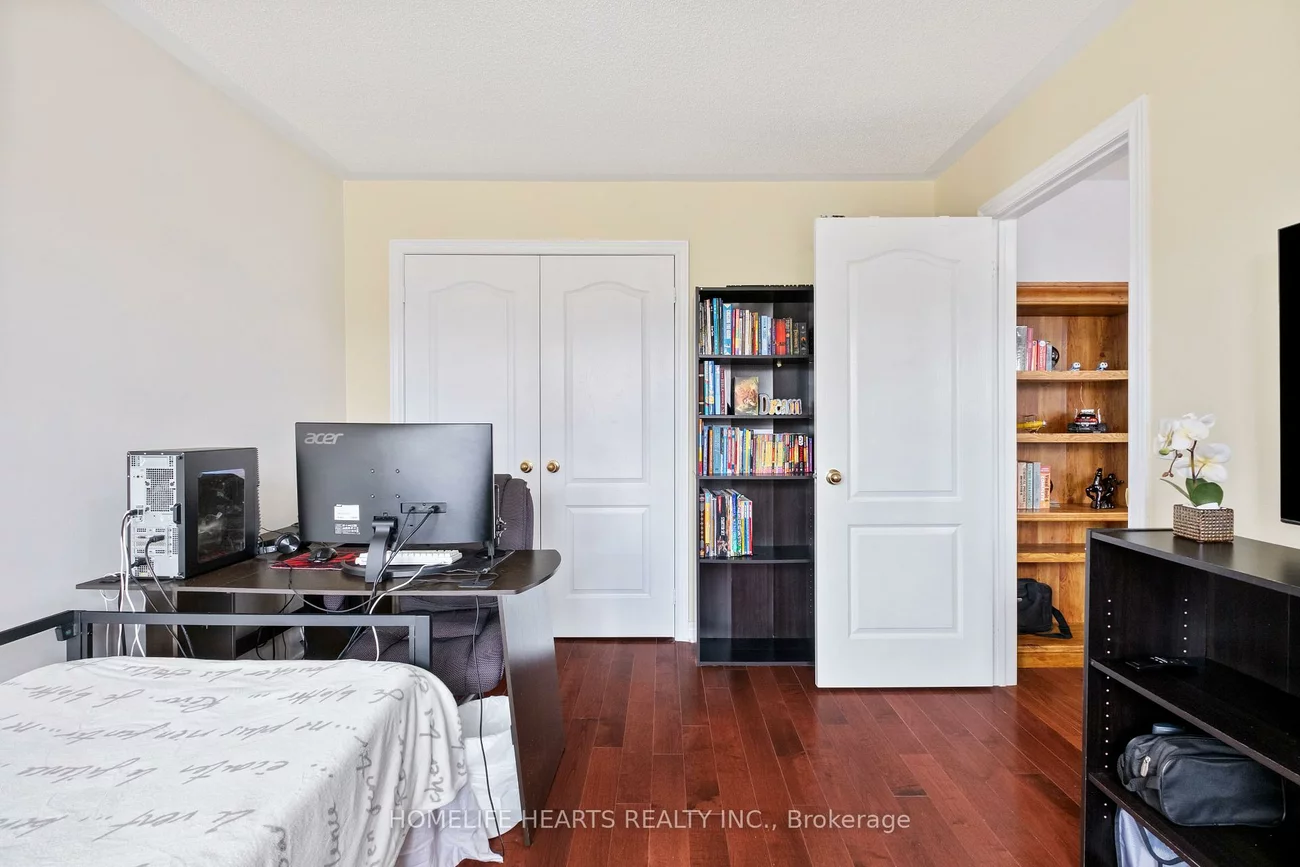 3213, Escada, Churchill Meadows, Mississauga
