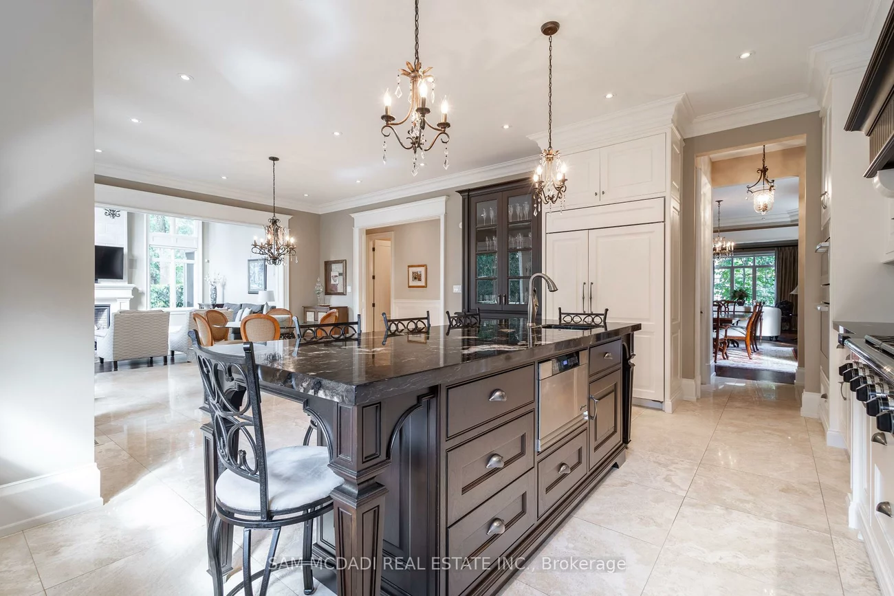 1502, Gregwood, Lorne Park, Mississauga