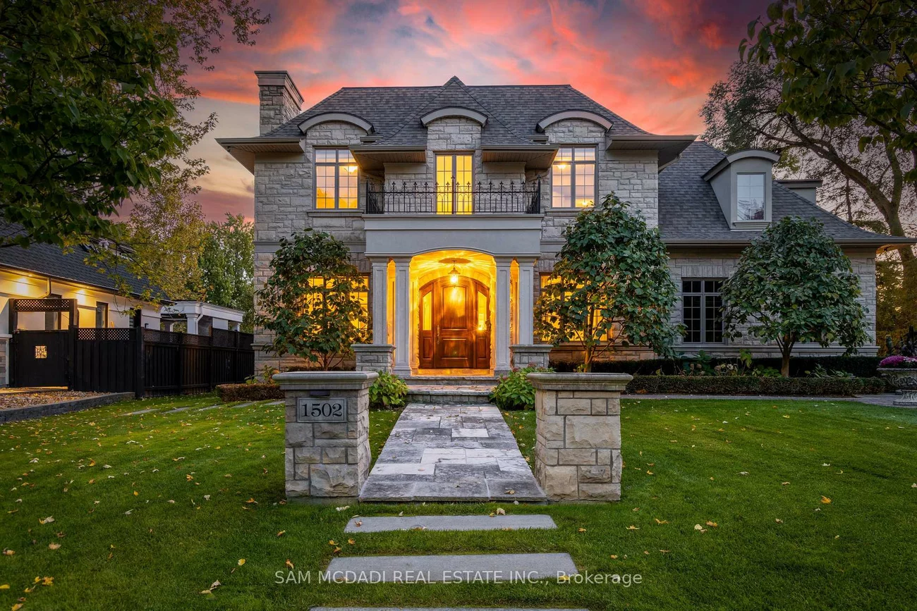 1502, Gregwood, Lorne Park, Mississauga
