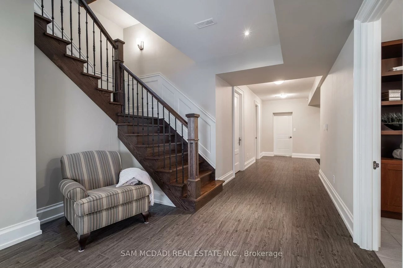 1502, Gregwood, Lorne Park, Mississauga