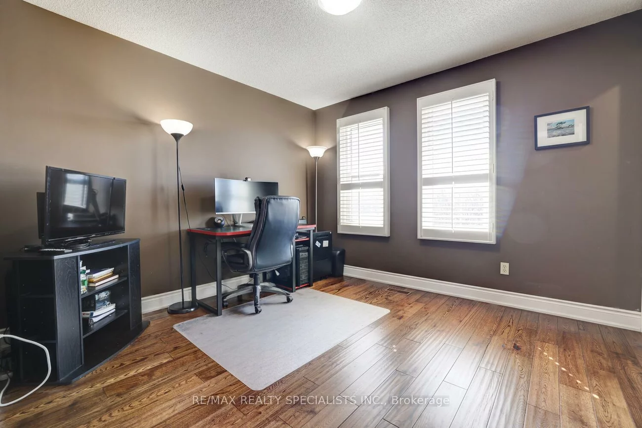4705, Rathkeale, East Credit, Mississauga