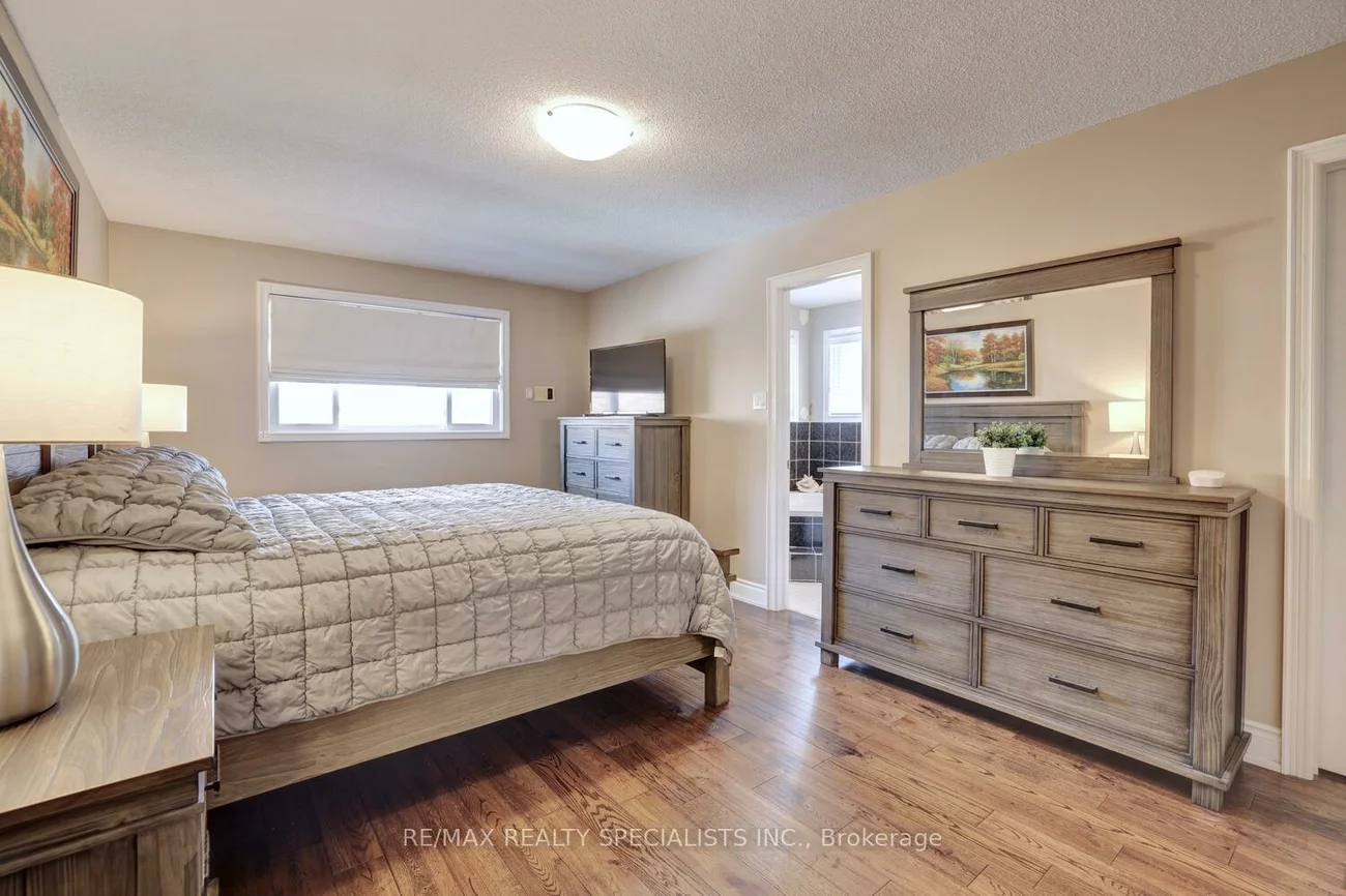 4705, Rathkeale, East Credit, Mississauga