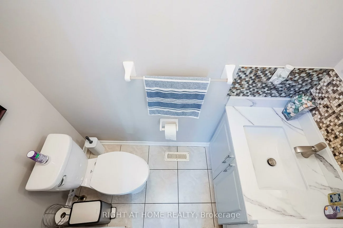 3470, Crimson King, Lisgar, Mississauga
