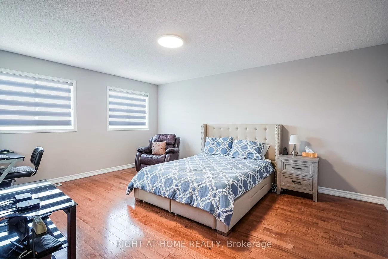3470, Crimson King, Lisgar, Mississauga
