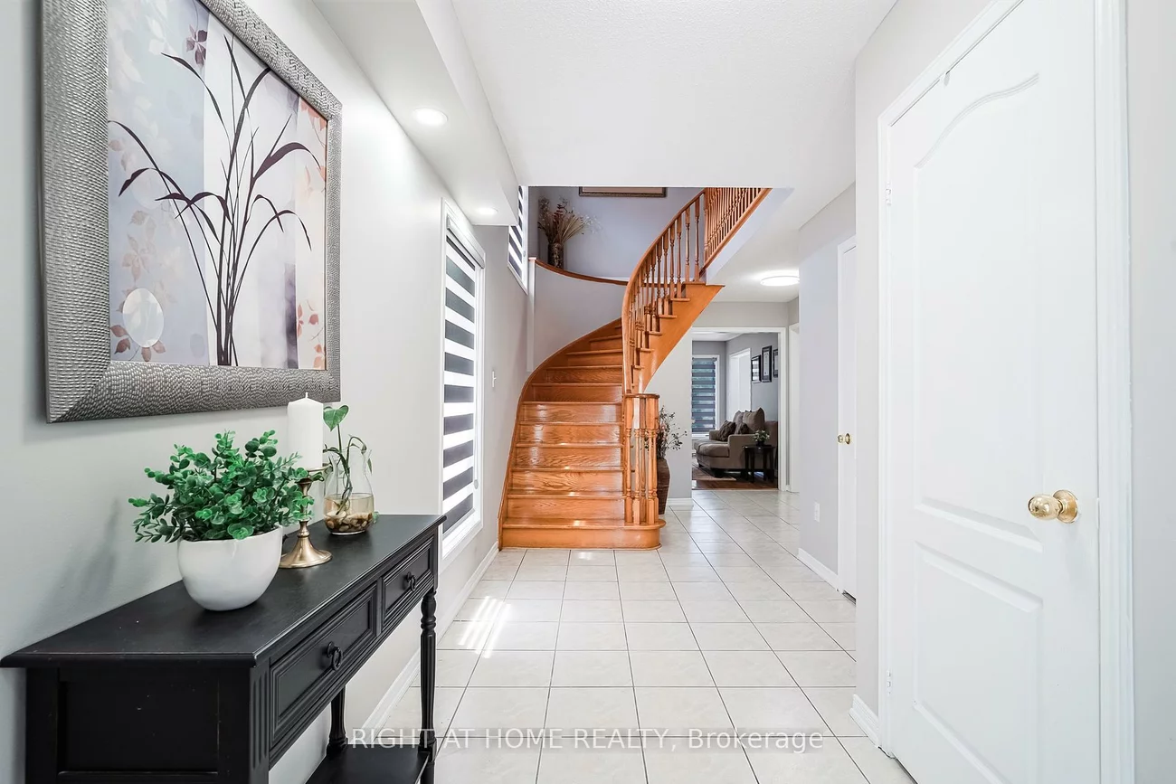 3470, Crimson King, Lisgar, Mississauga