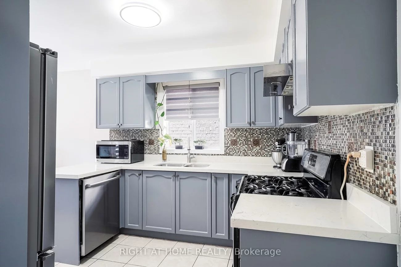 3470, Crimson King, Lisgar, Mississauga
