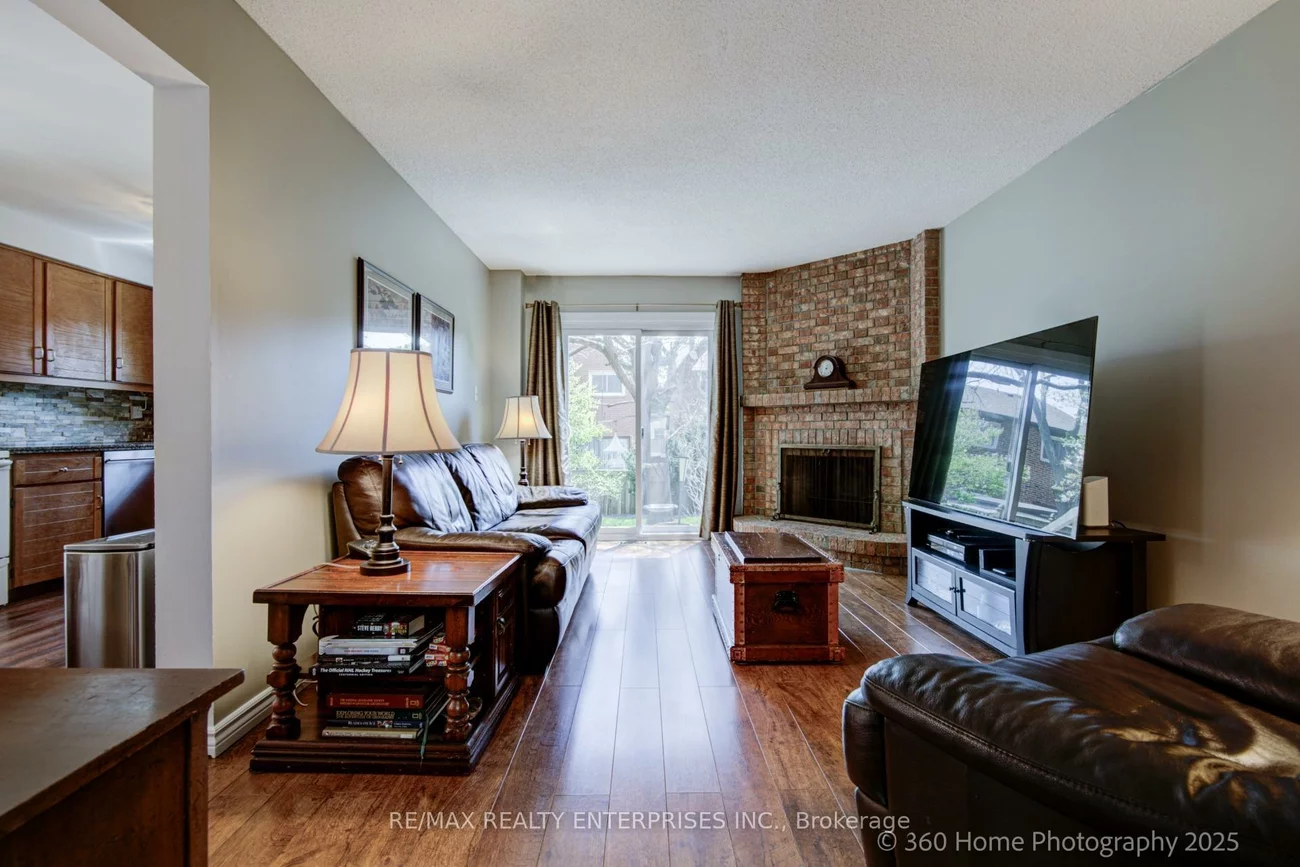 4425, Sawmill Valley, Erin Mills, Mississauga