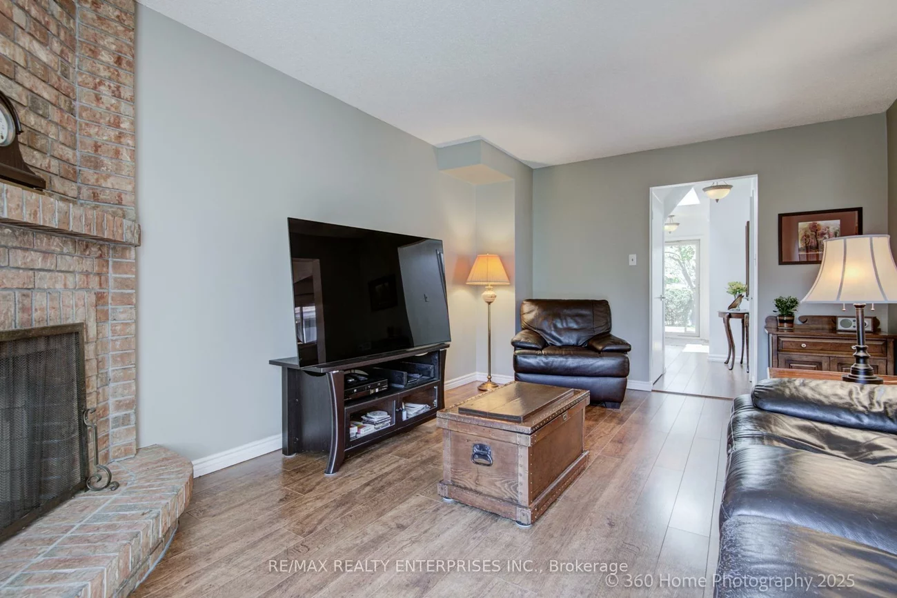 4425, Sawmill Valley, Erin Mills, Mississauga