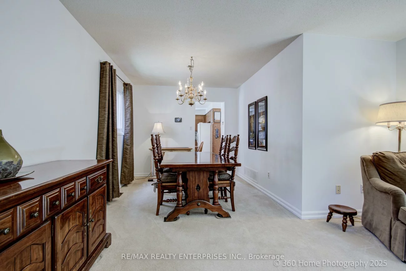 4425, Sawmill Valley, Erin Mills, Mississauga