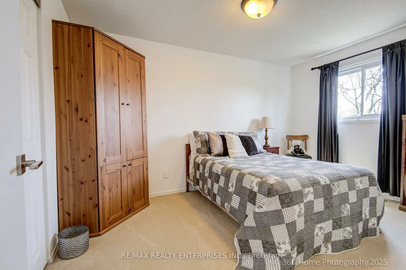 4425, Sawmill Valley, Erin Mills, Mississauga