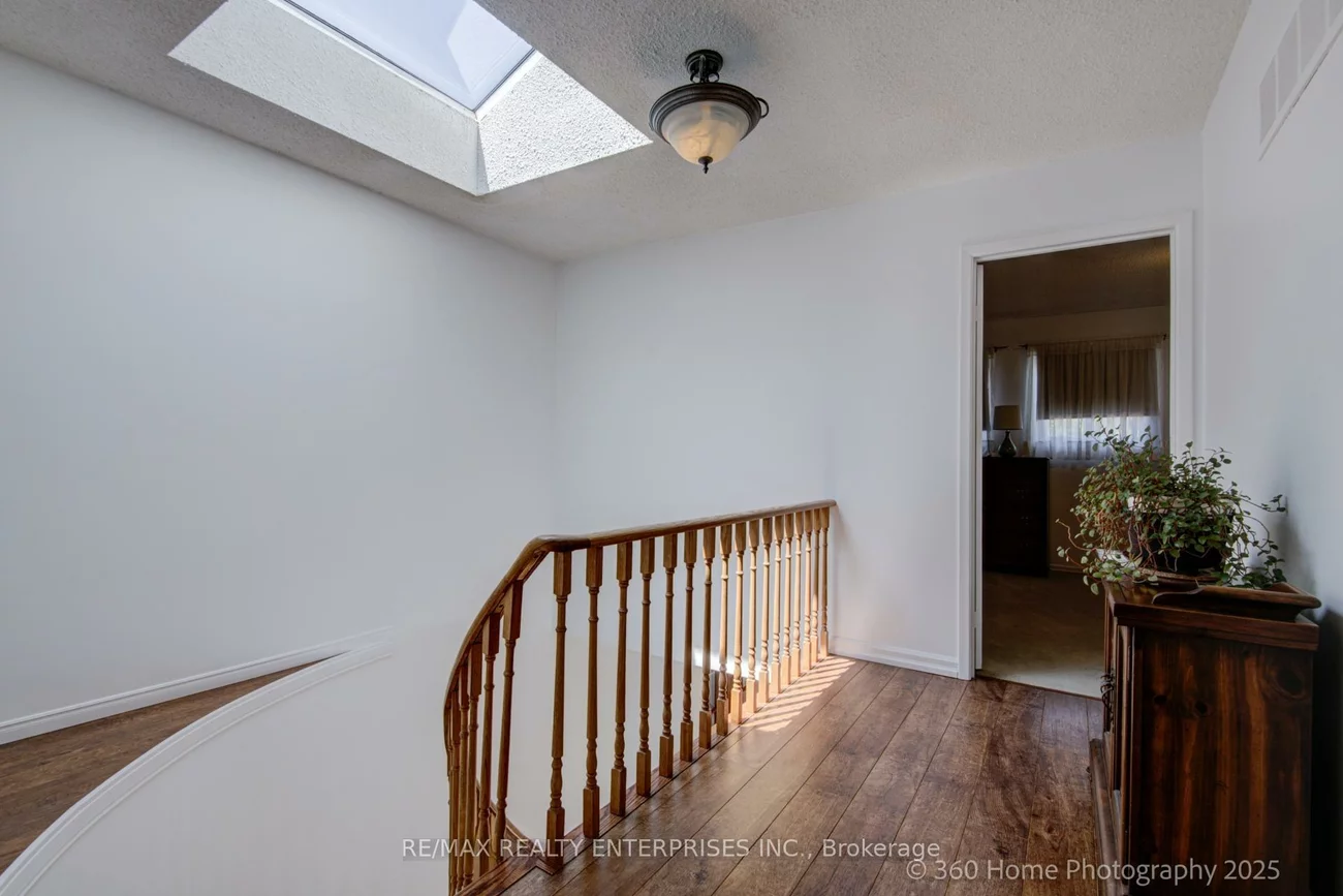 4425, Sawmill Valley, Erin Mills, Mississauga