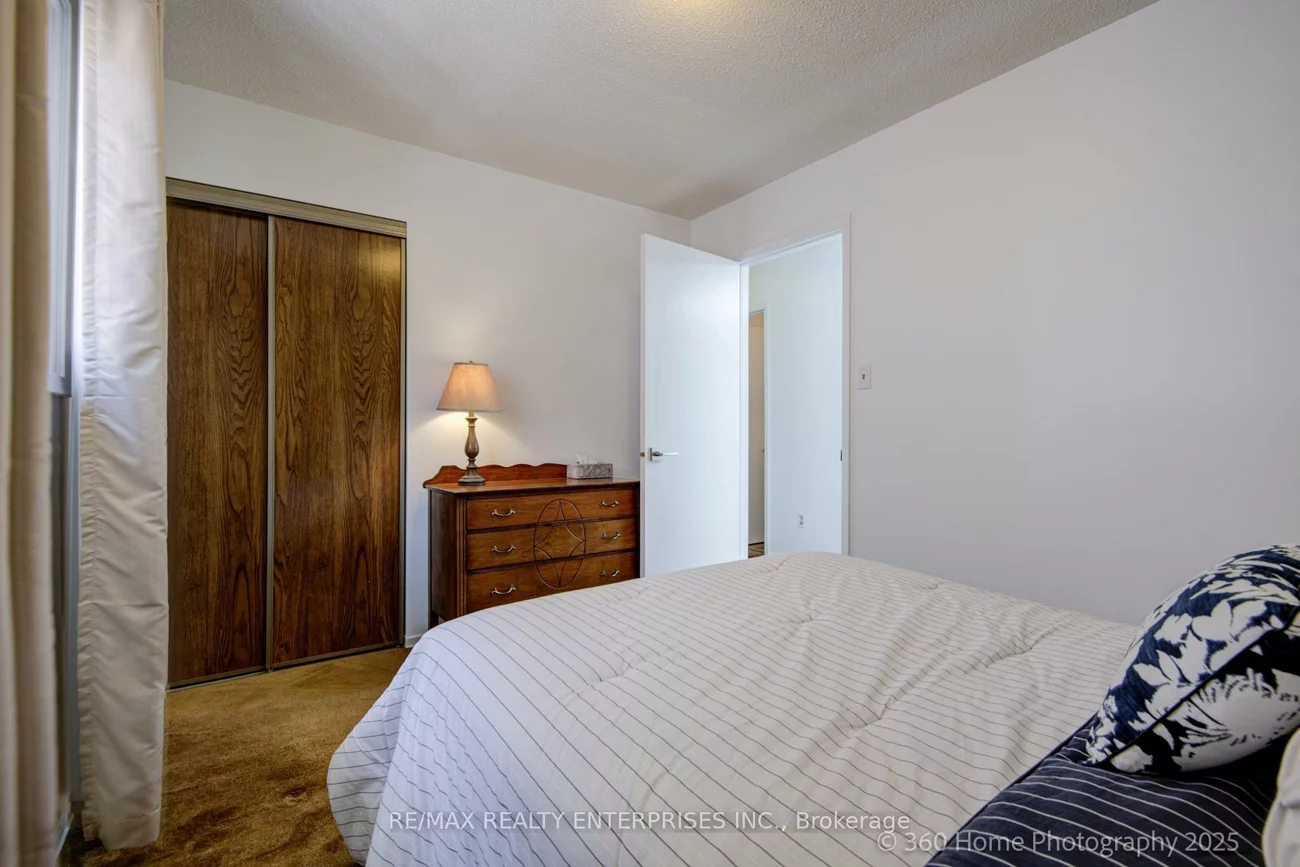 4425, Sawmill Valley, Erin Mills, Mississauga