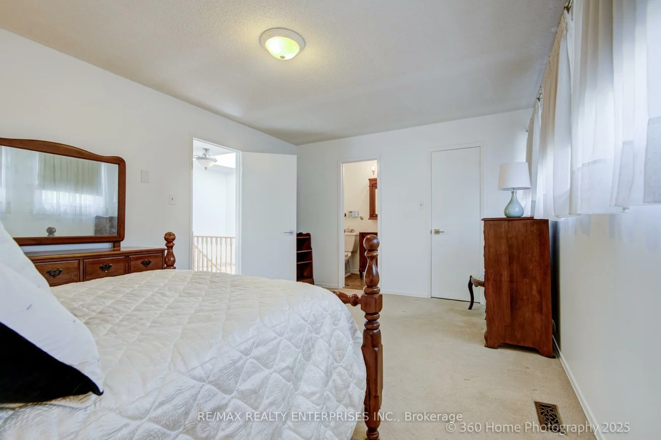 4425, Sawmill Valley, Erin Mills, Mississauga