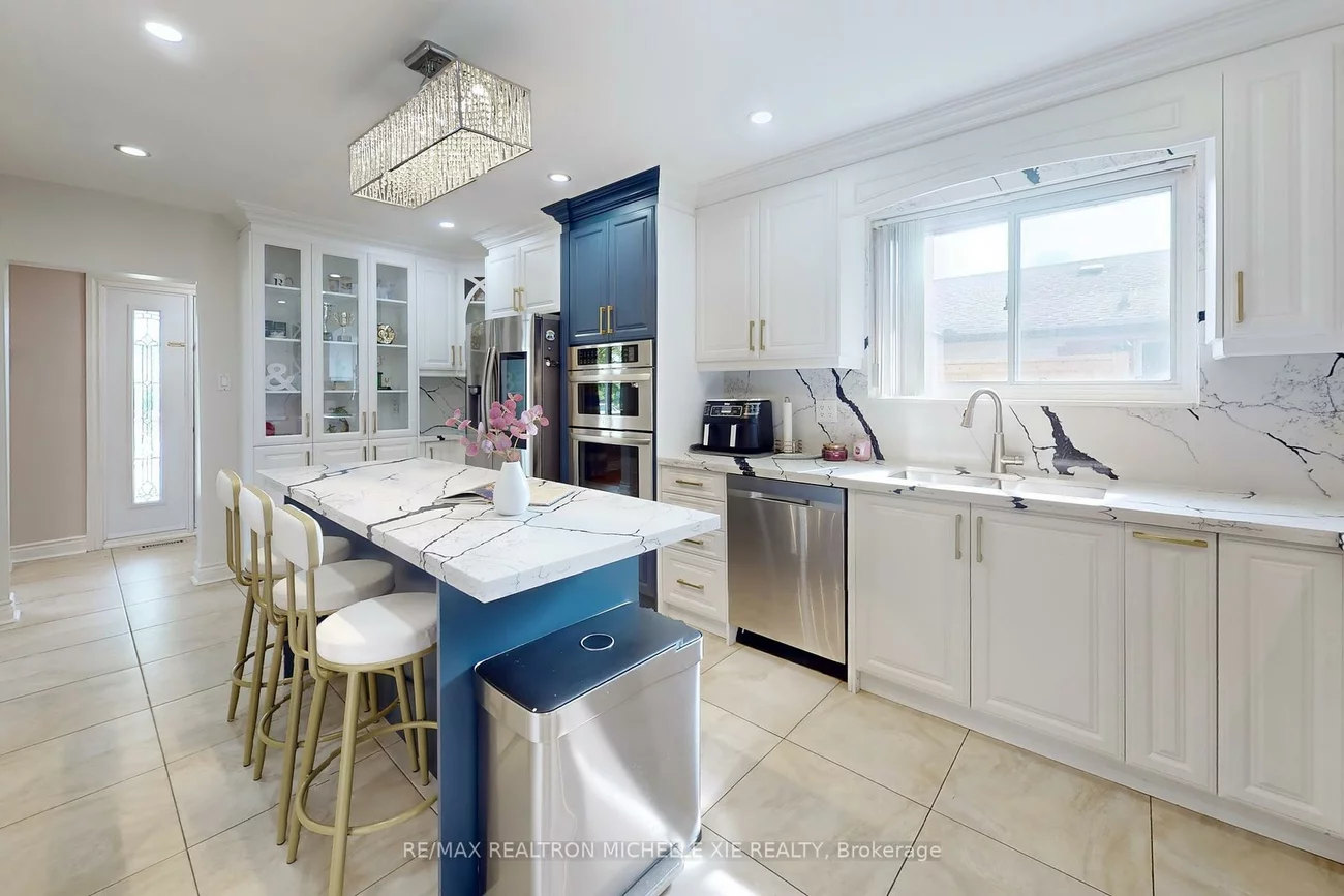 1205, Forestwood, Erindale, Mississauga