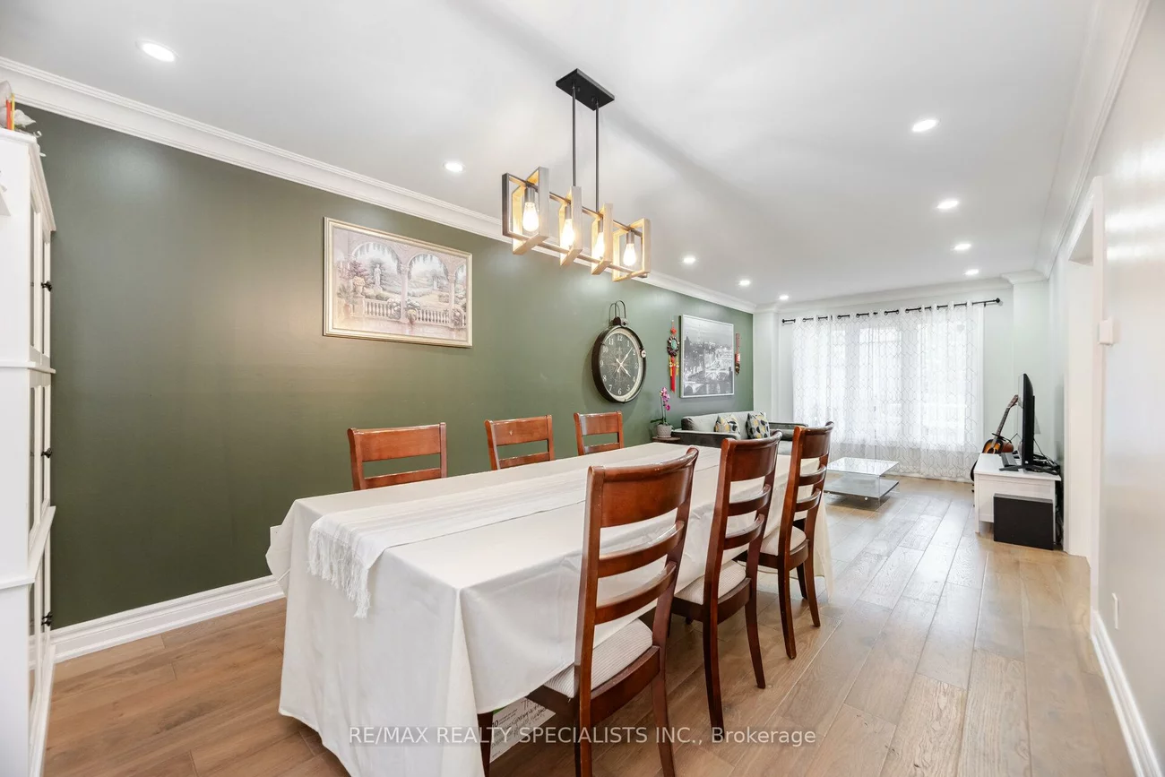 5274, Huntingfield, Hurontario, Mississauga