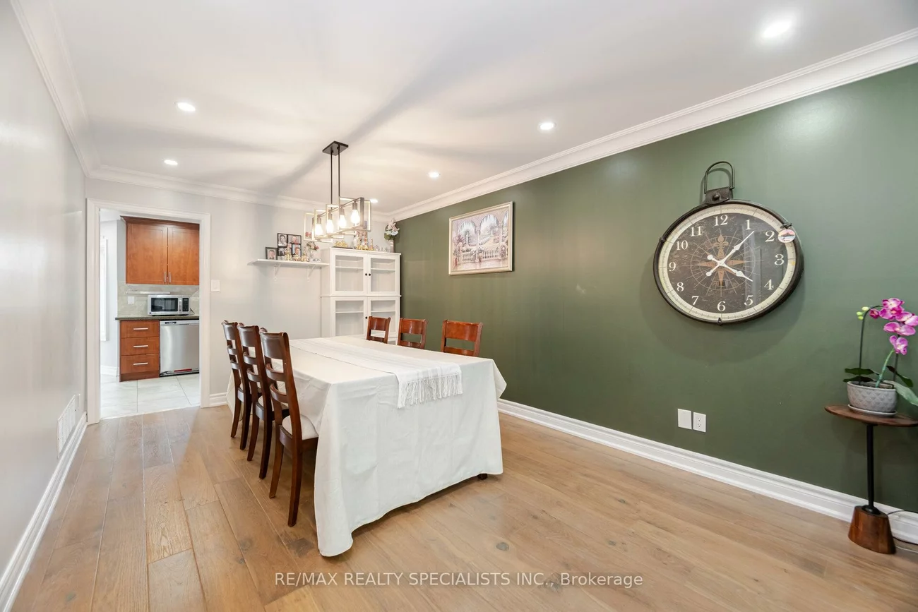 5274, Huntingfield, Hurontario, Mississauga
