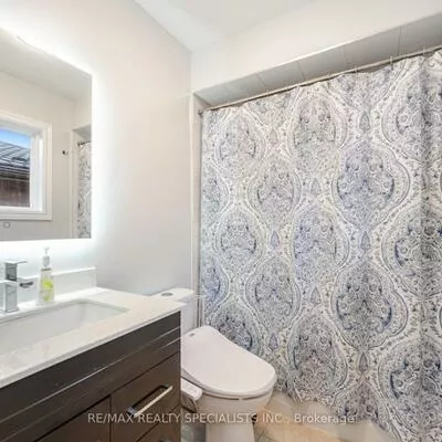 5274, Huntingfield, Hurontario, Mississauga