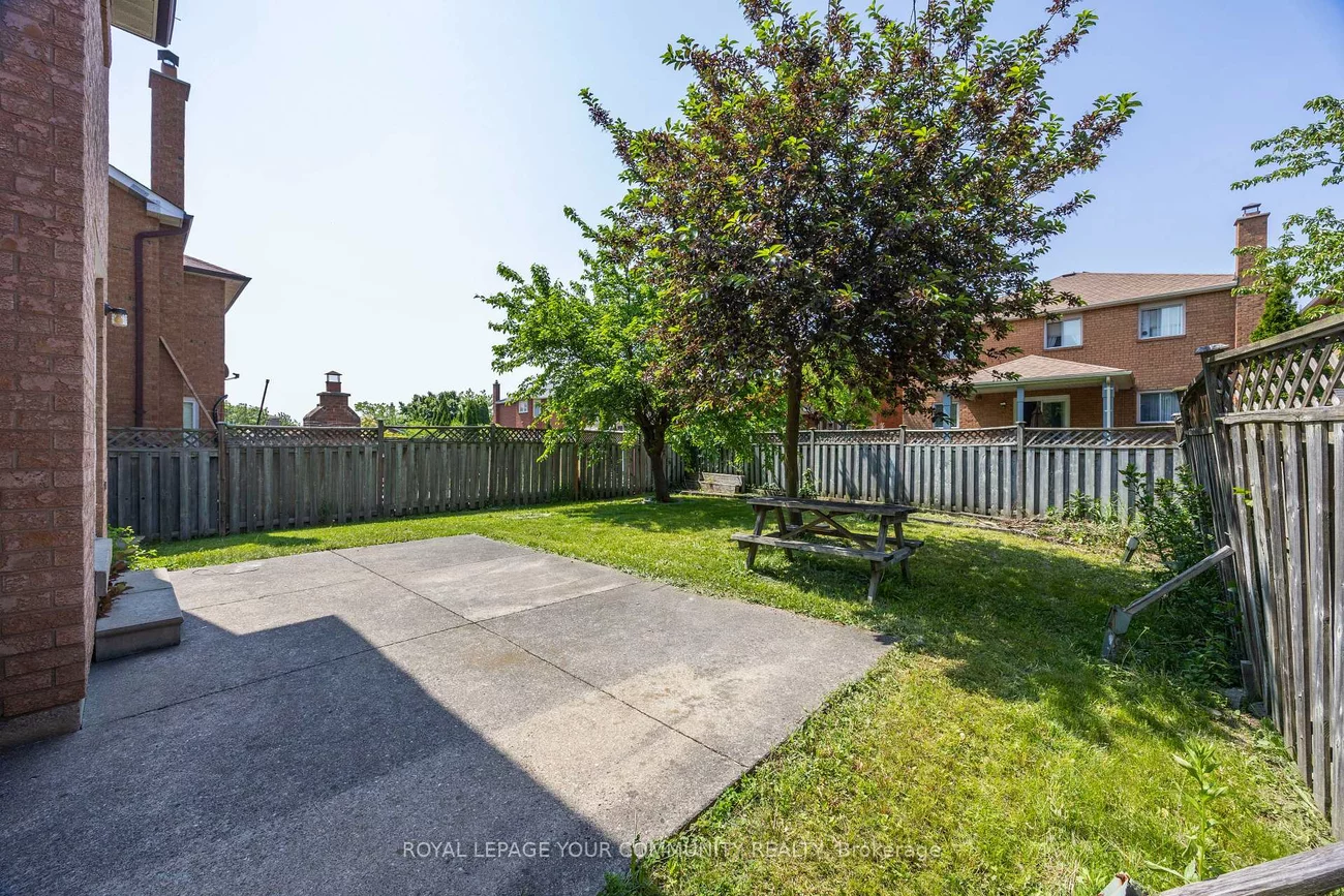 5158, Sundial, Hurontario, Mississauga