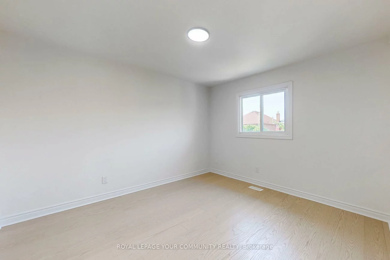 5158, Sundial, Hurontario, Mississauga
