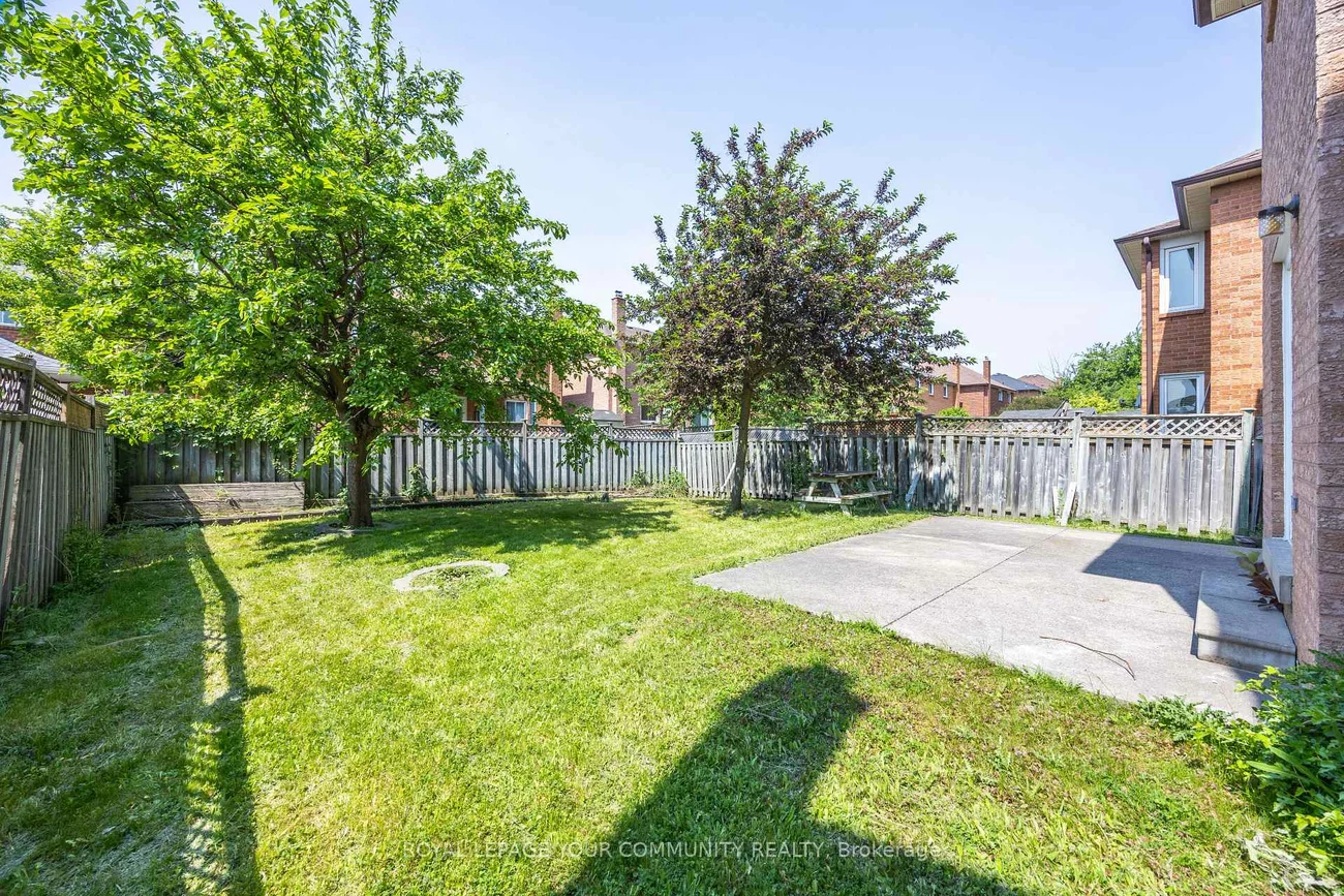 5158, Sundial, Hurontario, Mississauga