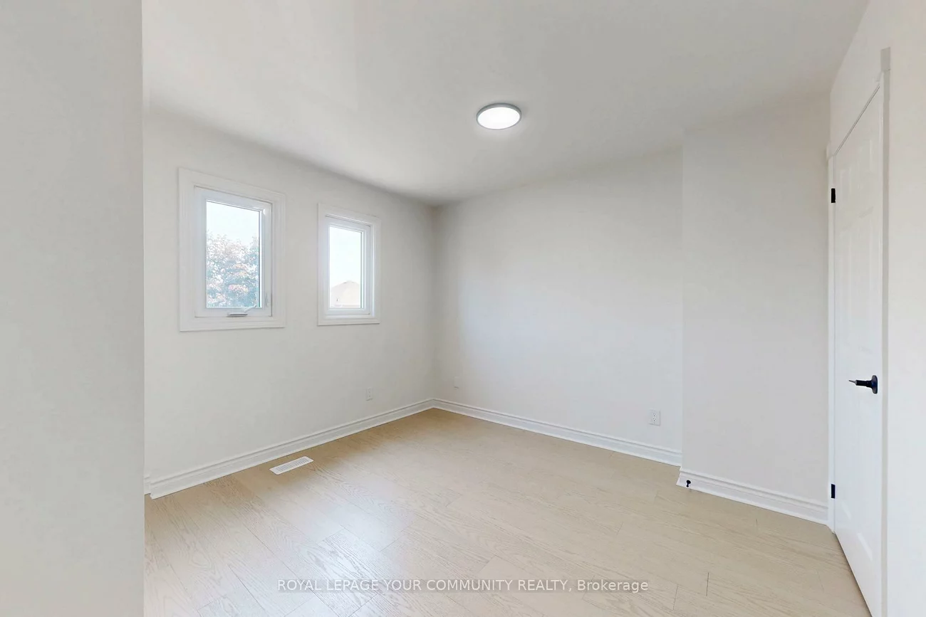 5158, Sundial, Hurontario, Mississauga