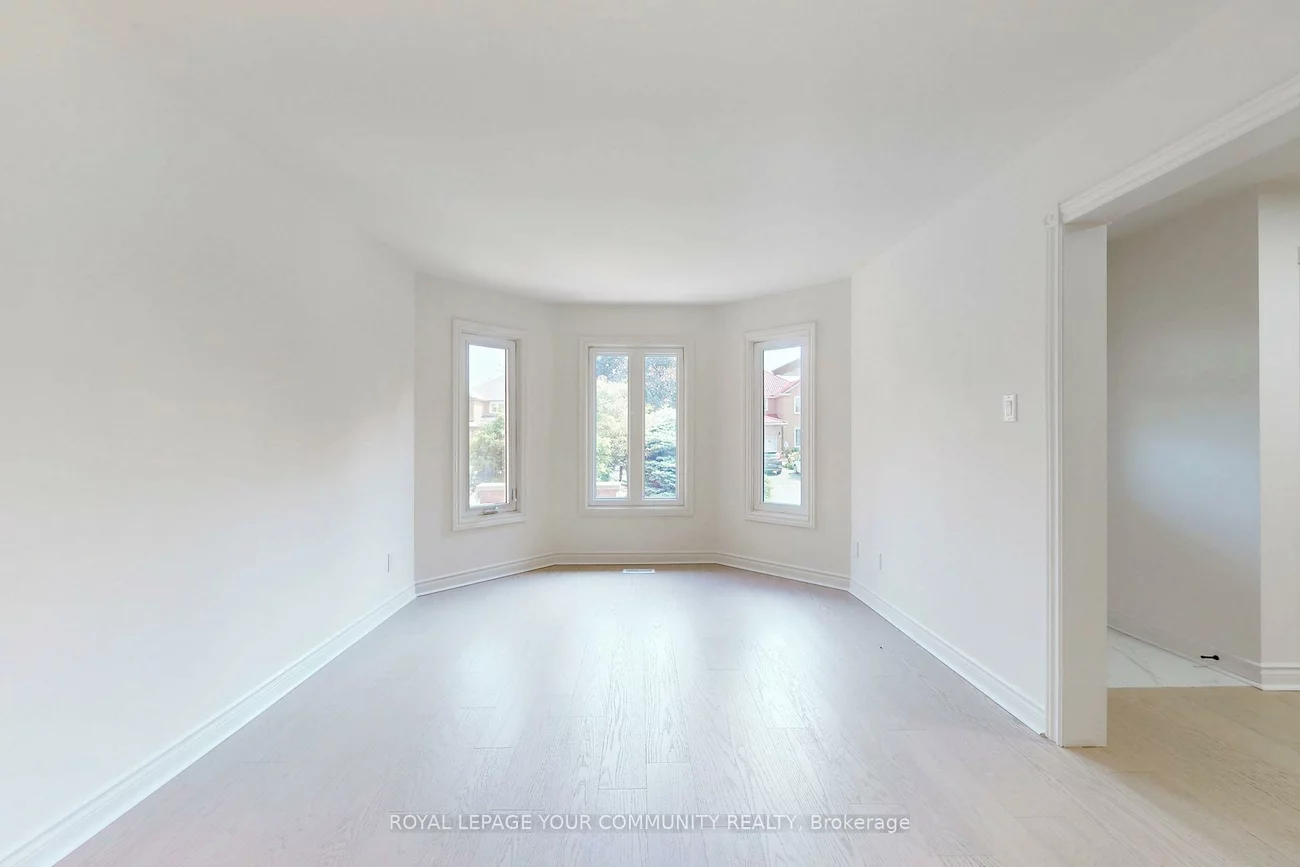 5158, Sundial, Hurontario, Mississauga